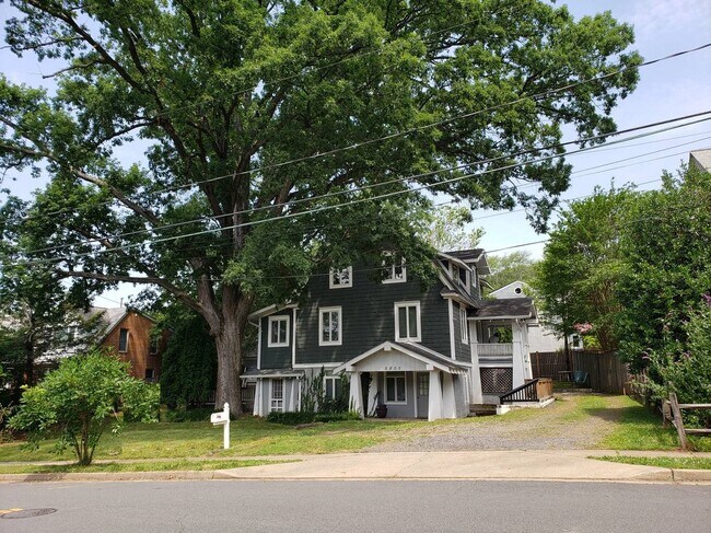5805 26TH St N in Arlington, VA - Building Photo - Building Photo