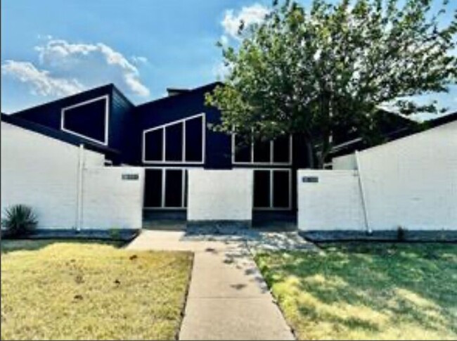 108 Trellis Pl in Richardson, TX - Building Photo - Building Photo