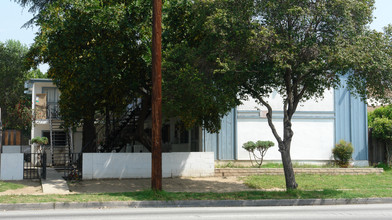 18145 Roscoe Blvd in Northridge, CA - Building Photo - Building Photo