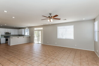 9817 February Falls St in Las Vegas, NV - Building Photo - Building Photo