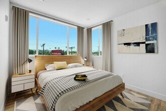 The Bay Apartment Homes in Winnetka, CA - Foto de edificio - Building Photo