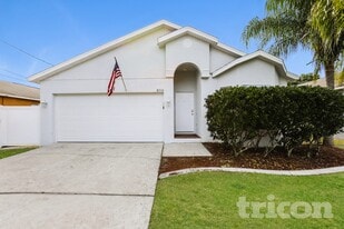 8514 Blackberry Ave in Orlando, FL - Building Photo