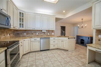 115 NW Orchard Way in Bentonville, AR - Building Photo - Building Photo