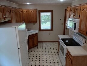 76 Alta Vista Dr in Walton, KY - Building Photo - Building Photo