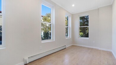 386 Chauncey St in Brooklyn, NY - Foto de edificio - Building Photo