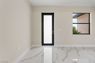 2713 25th St SW in Lehigh Acres, FL - Building Photo - Building Photo