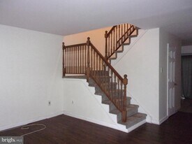 48 Chelsea Cir in Clementon, NJ - Building Photo