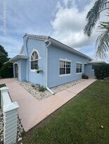 1996 Sugarberry Ct NE in Palm Bay, FL - Building Photo