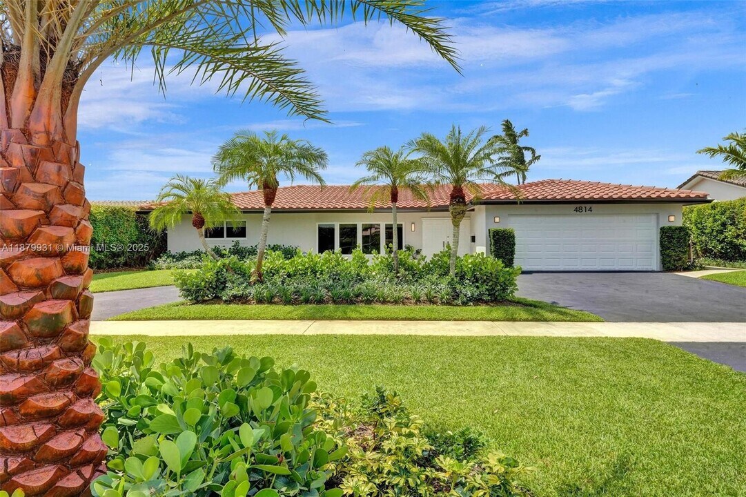 4814 Arthur St in Hollywood, FL - Building Photo