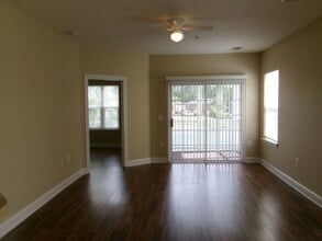 110 Fountain Pointe Ln in Myrtle Beach, SC - Building Photo - Building Photo