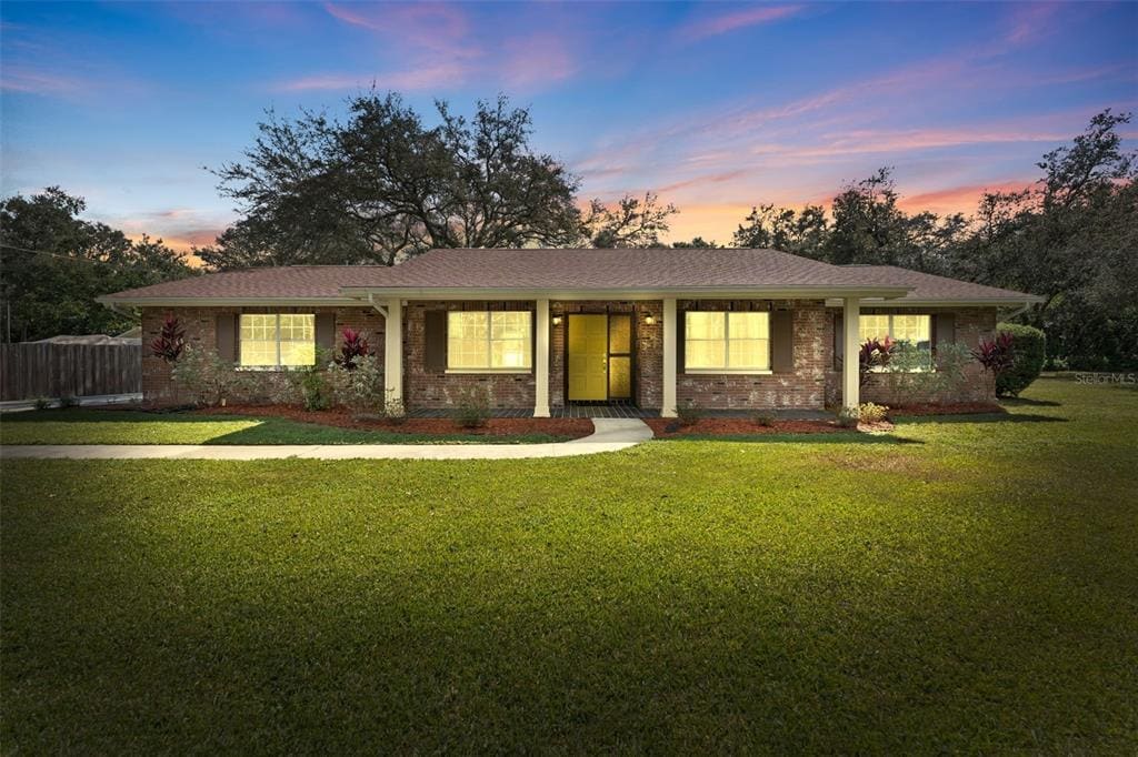 1908 N Village Ave in Tampa, FL - Building Photo