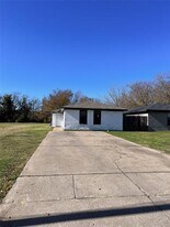 3848 Waldorf St in Fort Worth, TX - Building Photo