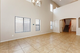 5306 E Carol Ave in Mesa, AZ - Foto de edificio - Building Photo