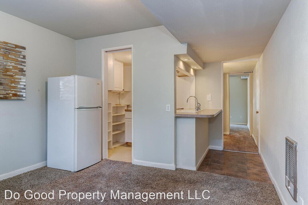 3308 N Bogus Basin Rd in Boise, ID - Building Photo