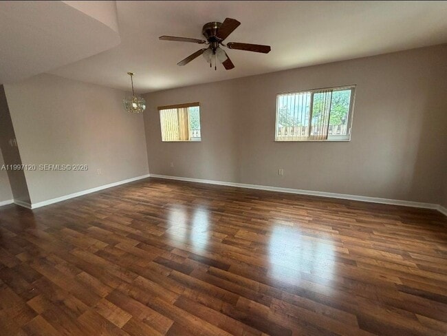 2385 W 69th St in Hialeah, FL - Building Photo - Building Photo