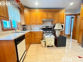 494 Washington St, Unit 1 in Boston, MA - Building Photo