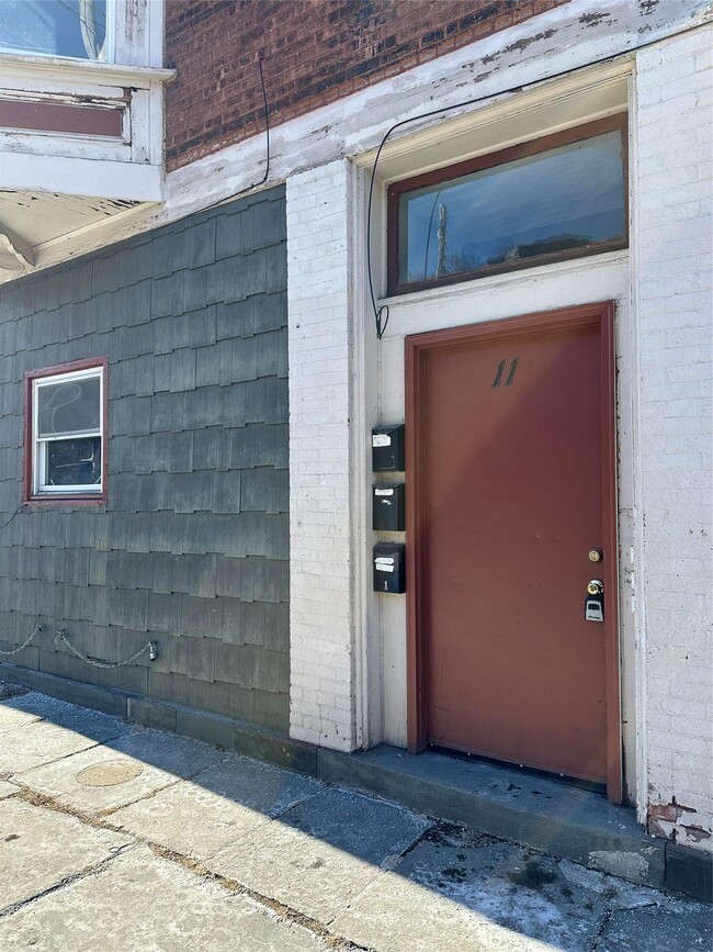 11 Liberty St in Newburgh, NY - Building Photo - Building Photo
