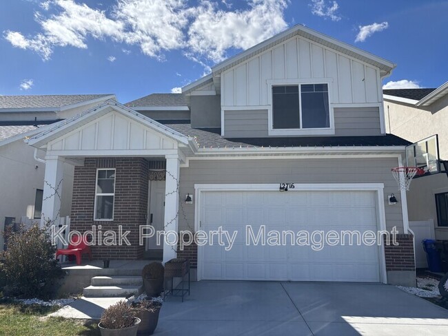 property at 12716 S Quail Lake Dr