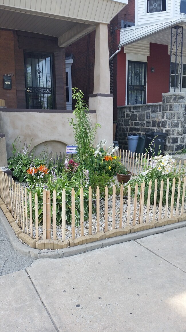 property at 5025 Chester Ave