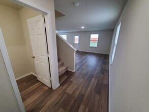 743 Retama Pass in San Antonio, TX - Building Photo - Building Photo