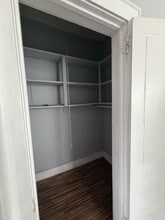 32 Kenmore Ave in Newark, NJ - Foto de edificio - Building Photo