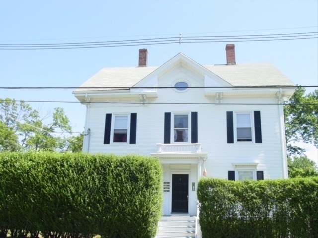 2 Ocean Ave in Marblehead, MA - Foto de edificio