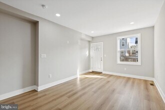 247 E 6th Ave in Conshohocken, PA - Building Photo - Building Photo
