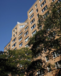 Bryn Mawr Apartments in New York, NY - Foto de edificio - Building Photo