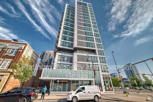 450-458 8 Ave SE in Calgary, AB - Building Photo