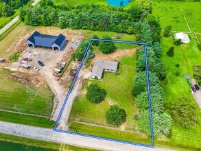 1570 Green Cook Rd in Sunbury, OH - Foto de edificio - Building Photo