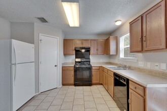 4519 Secure Ln in Austin, TX - Building Photo - Building Photo