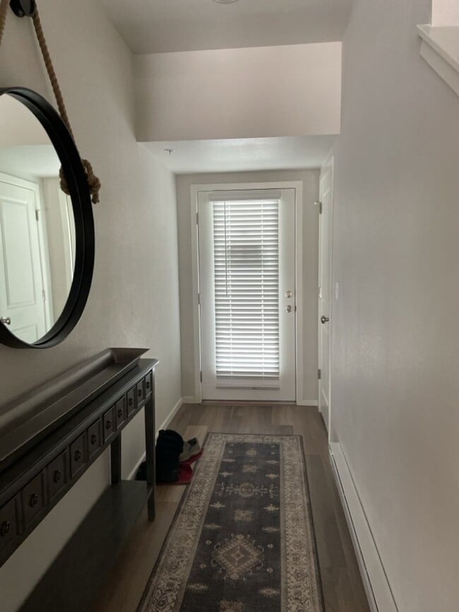 533 Vicot Wy in Fort Collins, CO - Building Photo - Building Photo