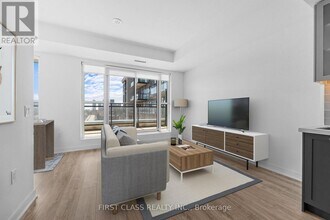 25 Neighbourhood Ln. in Toronto, ON - Building Photo - Building Photo