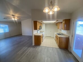 3657 N Roosevelt St in Kingman, AZ - Building Photo - Building Photo
