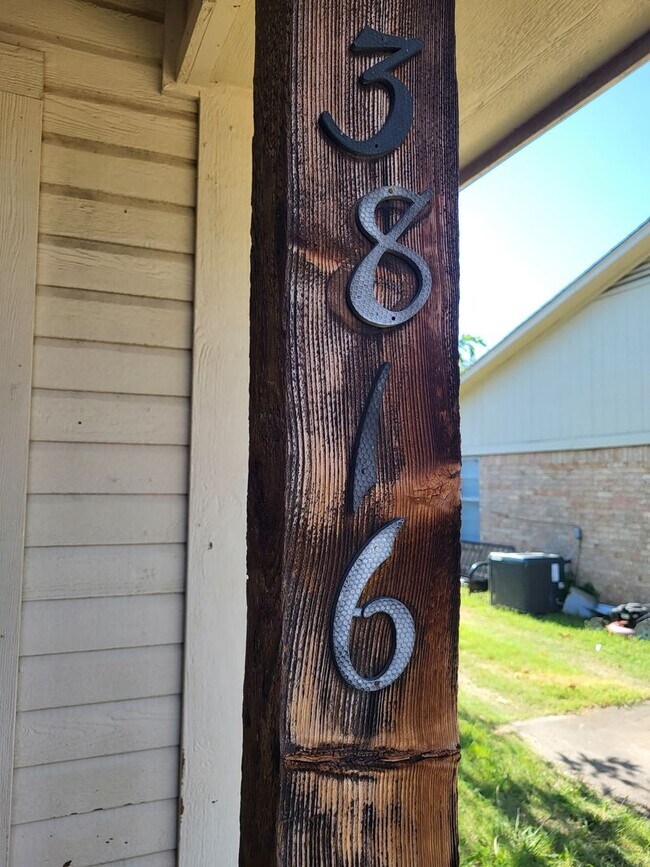 3816 Stuart Rd in Denton, TX - Building Photo - Building Photo