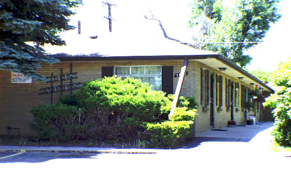 Otis Apartments in Denver, CO - Building Photo