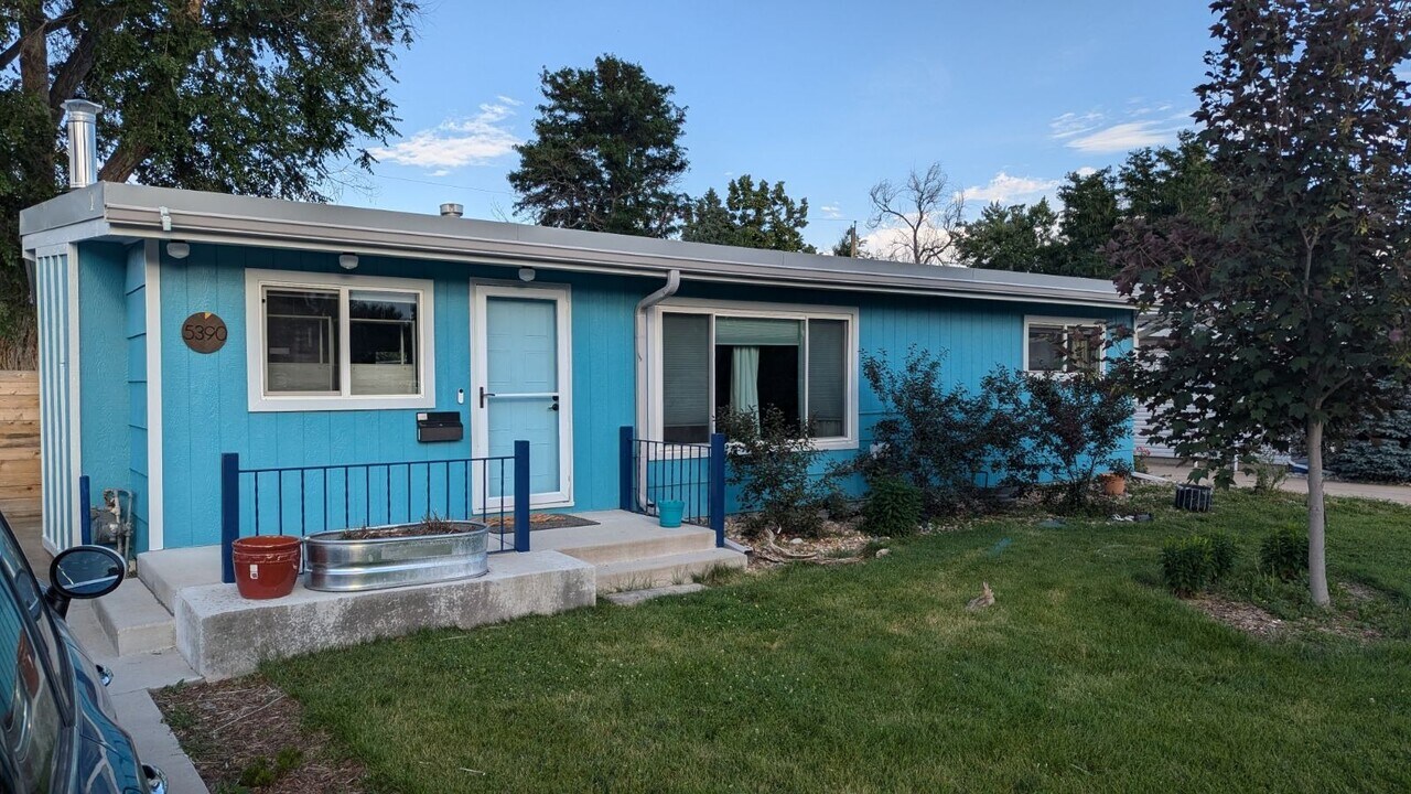 5390 S Greenwood St in Littleton, CO - Building Photo