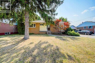 88 Miller Rd in Oakville, ON - Building Photo - Building Photo