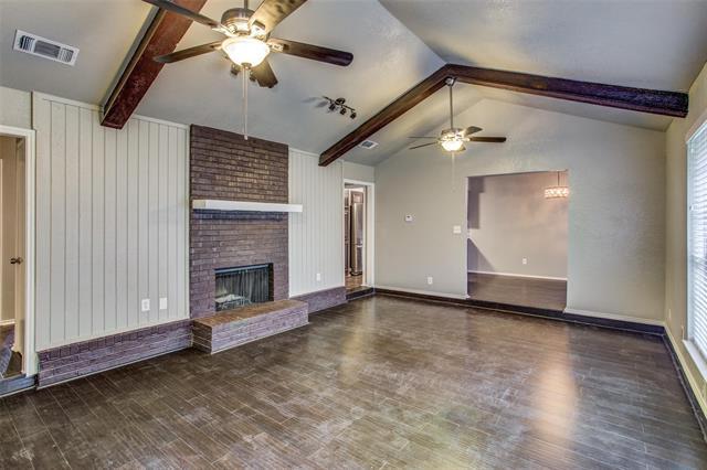 3840 Wedgworth Rd S in Fort Worth, TX - Building Photo - Building Photo