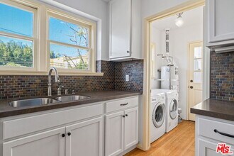 6059 Packard St in Los Angeles, CA - Building Photo - Building Photo