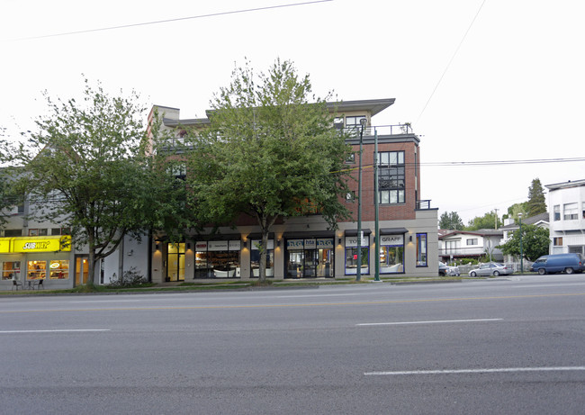 1777-1799 Kingsway in Vancouver, BC - Building Photo - Building Photo