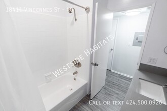 18411 Vincennes St, Unit 40 in Los Angeles, CA - Building Photo - Building Photo