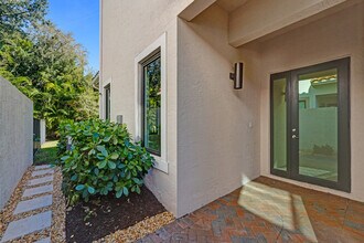 5928 Brookfield Cir in Fort Lauderdale, FL - Building Photo - Building Photo