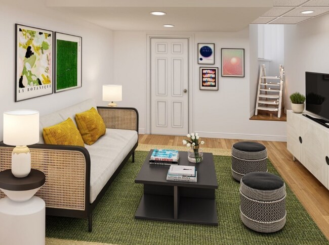 1061 Beacon St, Unit 1 in Brookline, MA - Foto de edificio - Building Photo