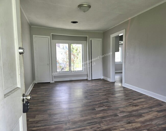 211 Line Ave in Ellwood City, PA - Building Photo - Building Photo