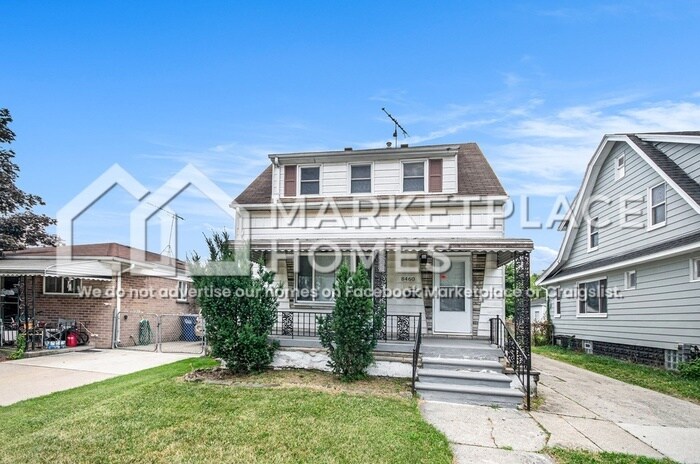 8460 Chalmers Ave in Warren, MI - Building Photo