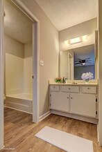 129 Lester Rd NW, Unit Room 6 in Lawrenceville, GA - Building Photo - Building Photo