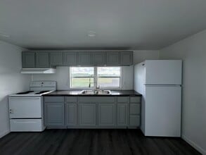 2111 W Austin St in Port Lavaca, TX - Building Photo - Building Photo