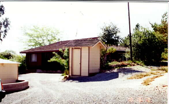 430 Gossage Ave in Petaluma, CA - Building Photo - Building Photo