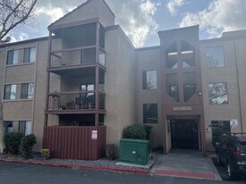 2955 Lakeside Dr, Unit 229